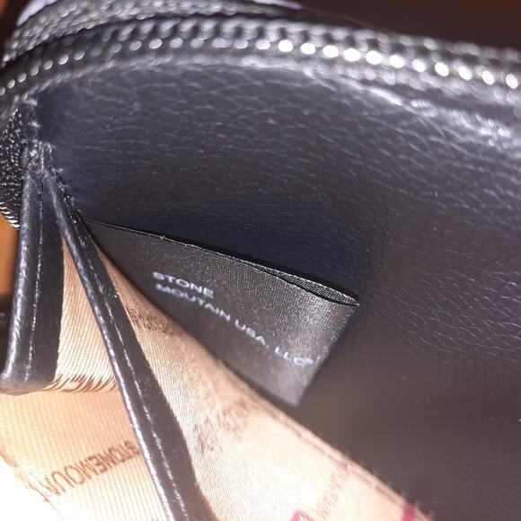 Stone Mountain Embossed Paisley Small Gray Shoulder Clutch Purse - Picture 7 of 9